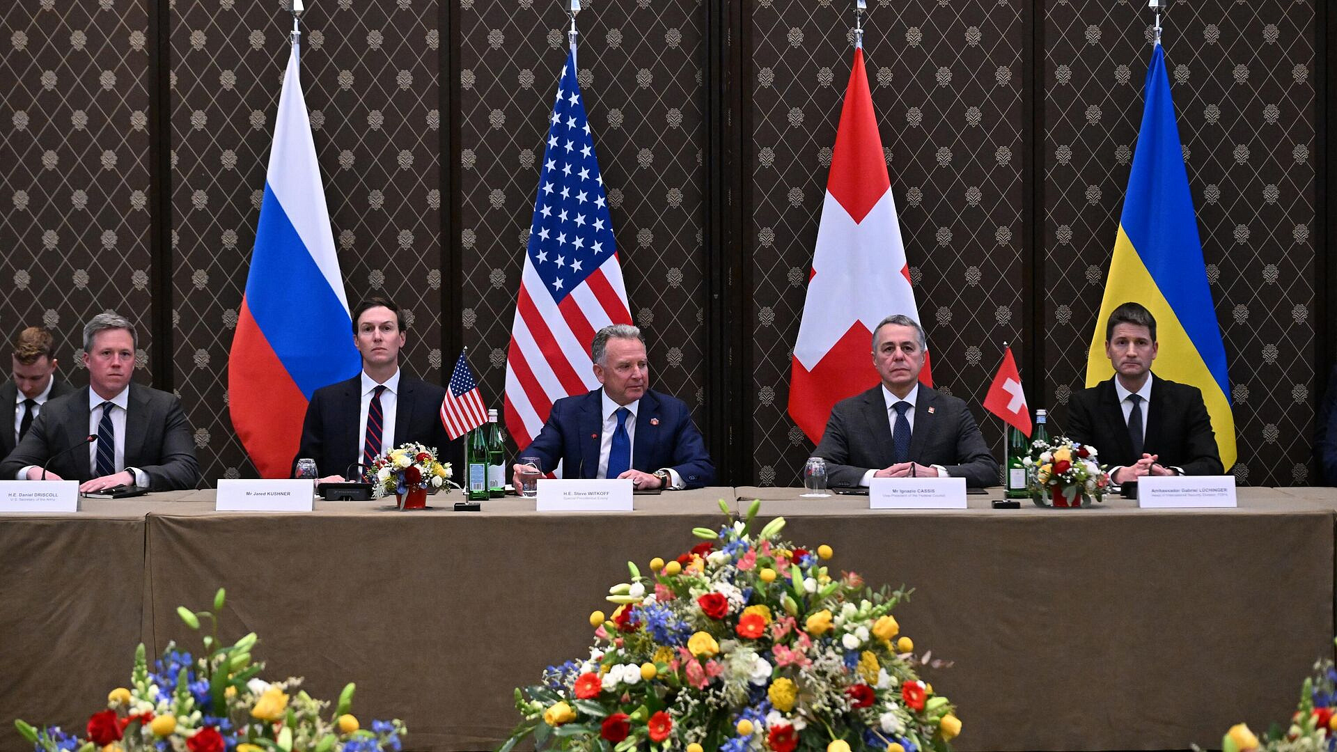 Сальдо назвал причину паузы в переговорах по Украине