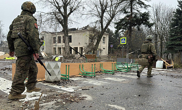ВСУ запускали БПЛА во дворах домов в Красноармейске, заявила беженка