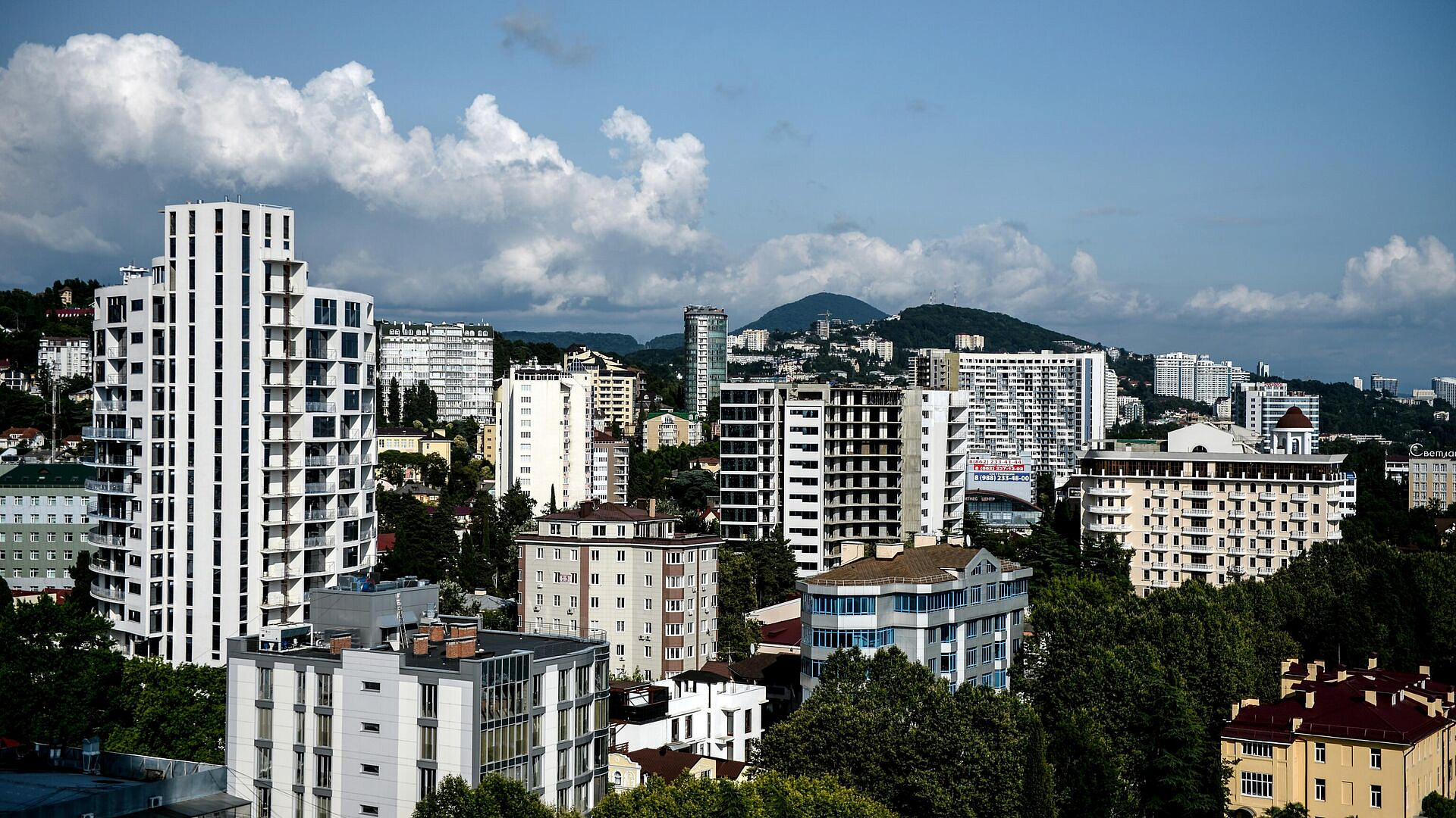 Появились подробности задержания заммэра и двух чиновников в Сочи