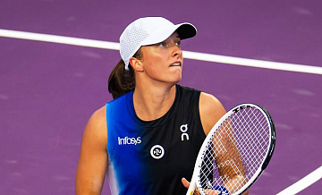 Швентек проиграла в своем стартовом матче на "тысячнике" в Майами