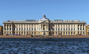 В Российской академии художеств открыли выставку к 80-летию Победы