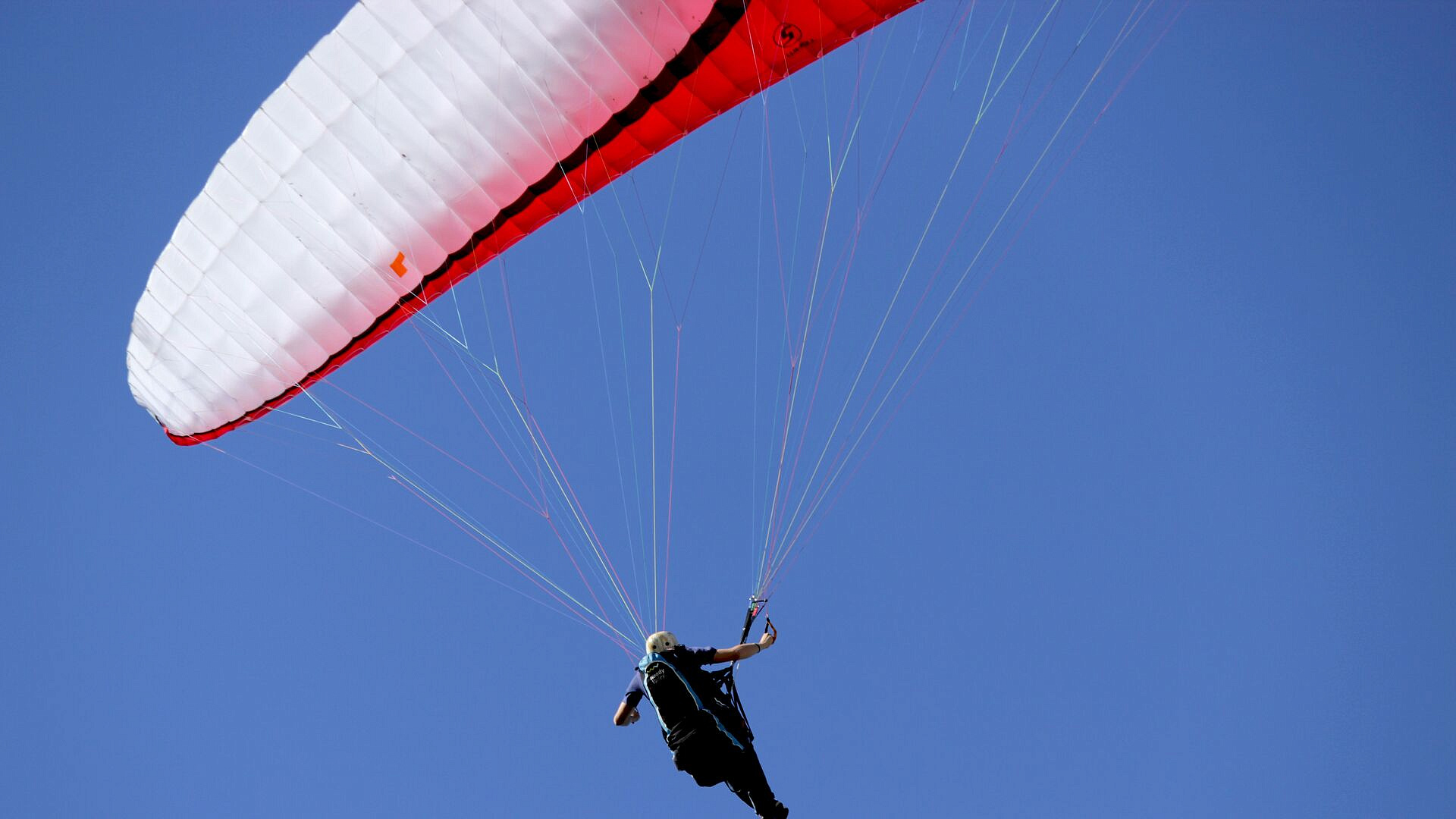 Парапланерист пострадал при жесткой посадке в горах Кабардино-Балкарии