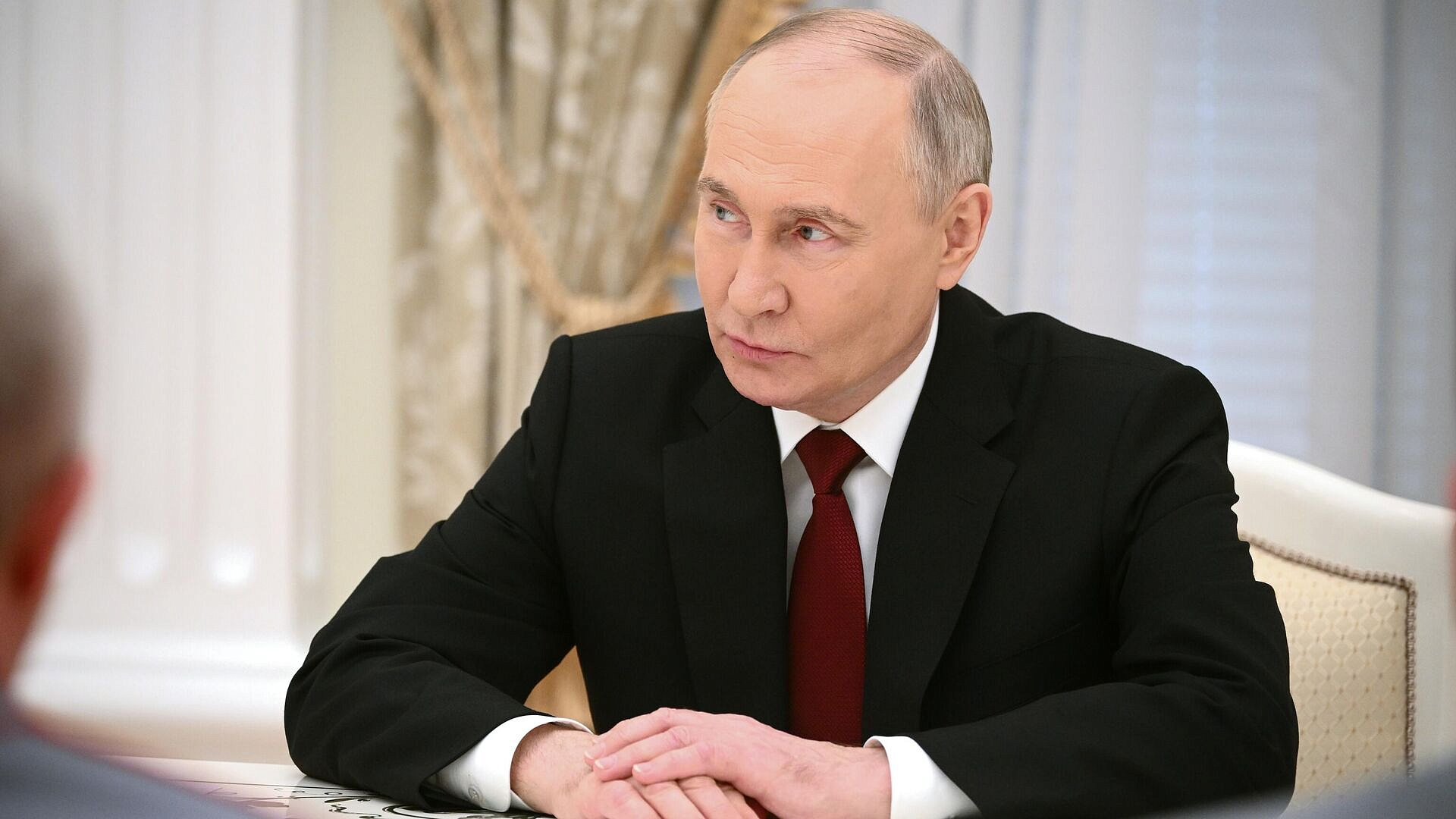 Путин утвердил структуру федеральных органов исполнительной власти"