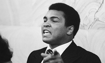 В США выпустят почтовые марки с изображением Мохаммеда Али