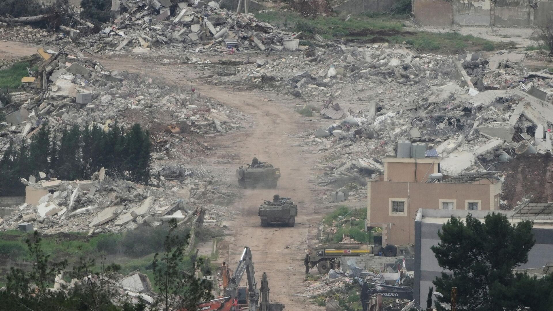 Израиль нанес удар по поселению на юге Ливана, пишут СМИ