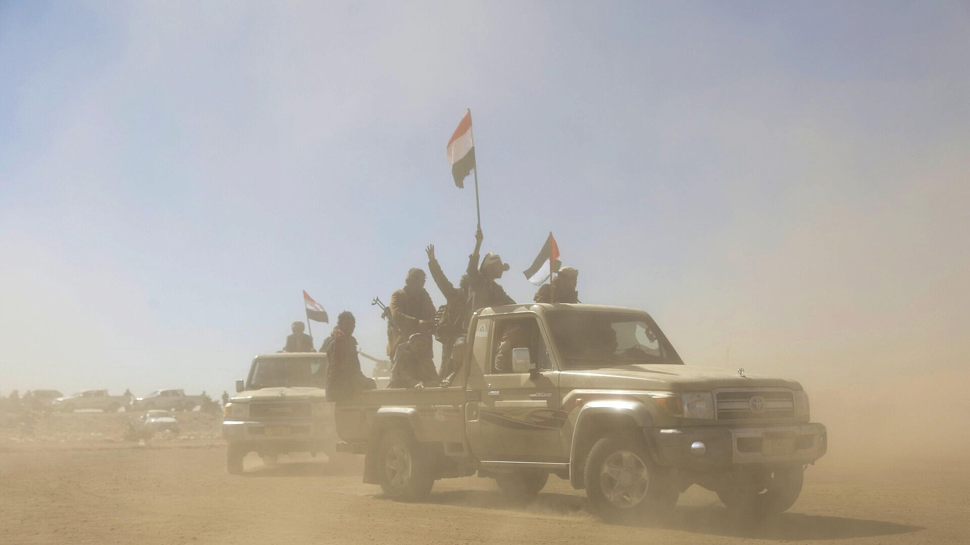 Хуситы заявили об атаке на британский танкер в Красном море