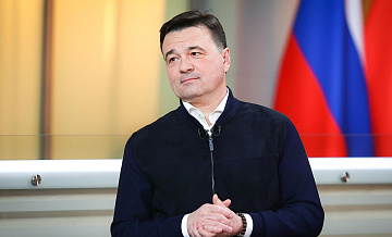 Воробьев поздравил с Днем Победы ветерана Великой Отечественной Ровинскую