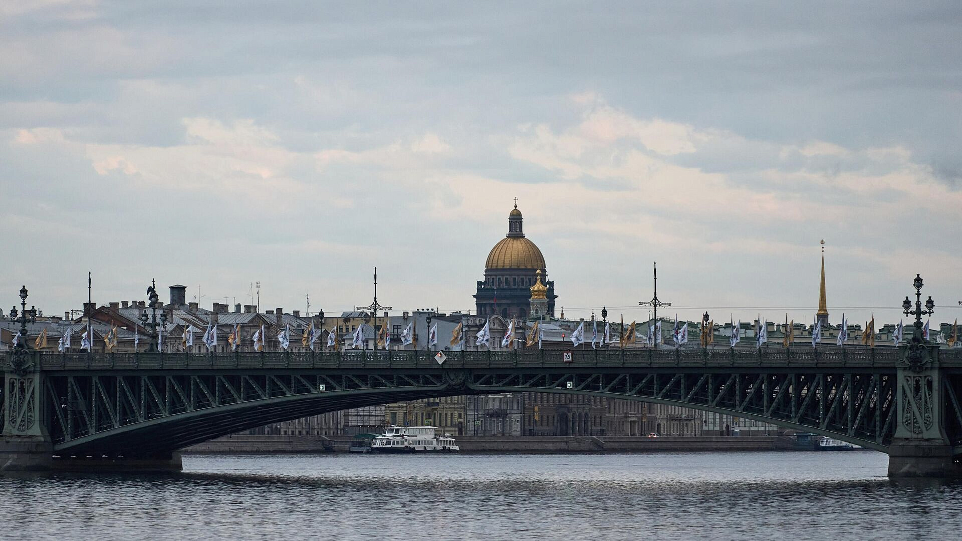 Россия и Турция проведут бизнес-диалог на полях ПМЭФ