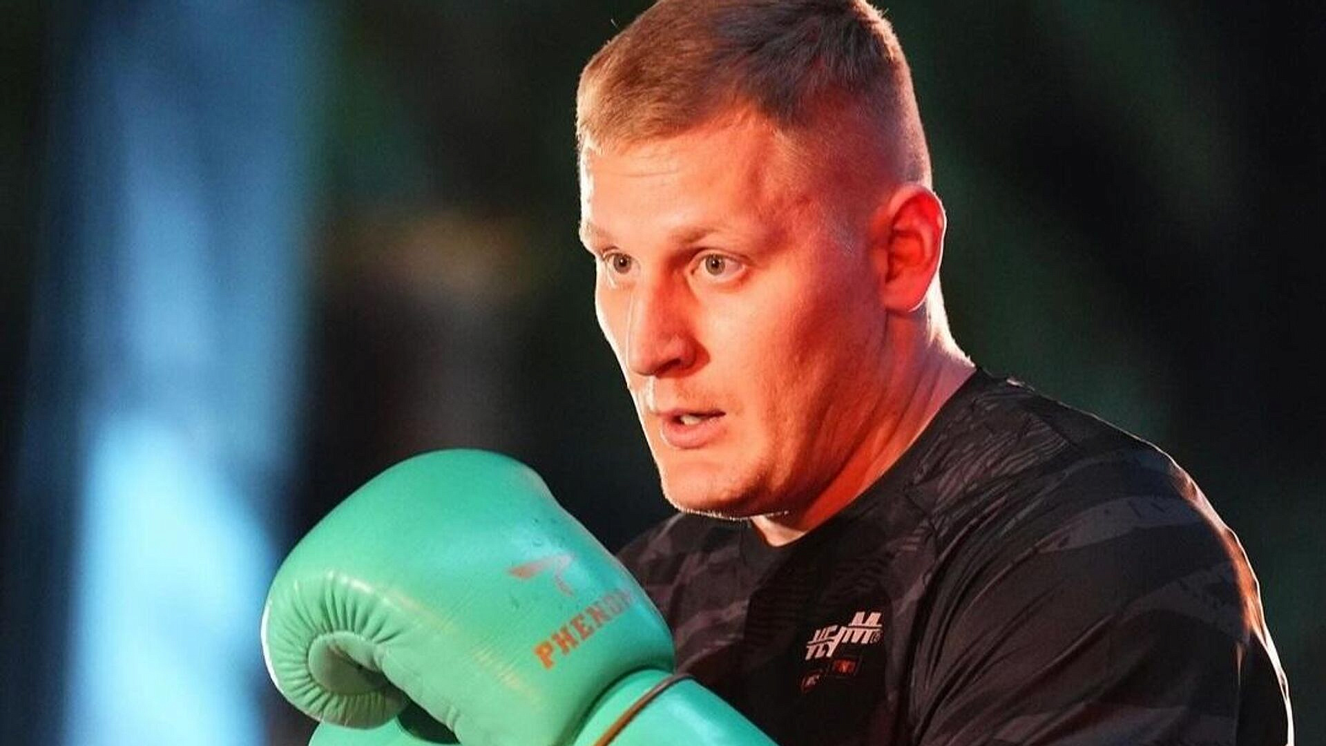 Павлович проведет бой против Тейшейры на турнире UFC в Макао