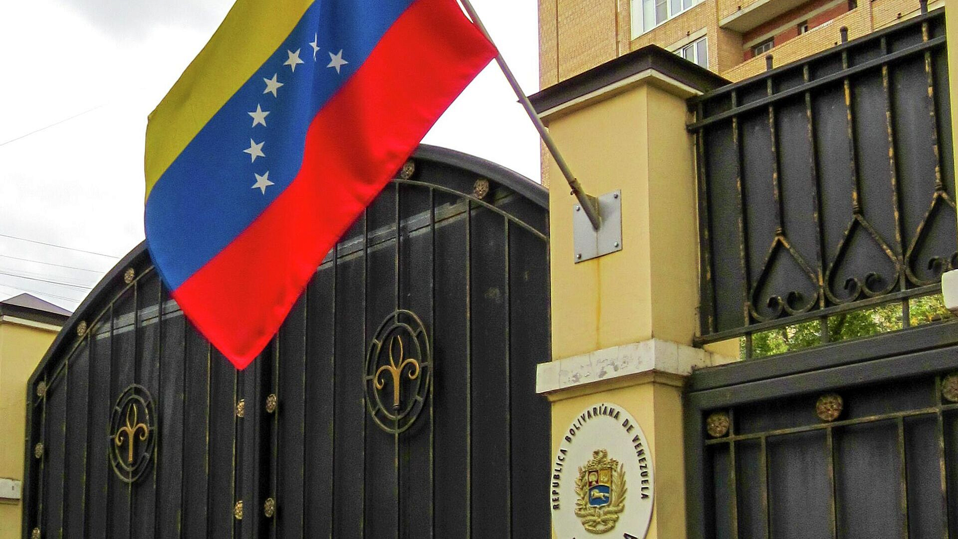 ���������� ����� ���������� ��������� � ������ ���������