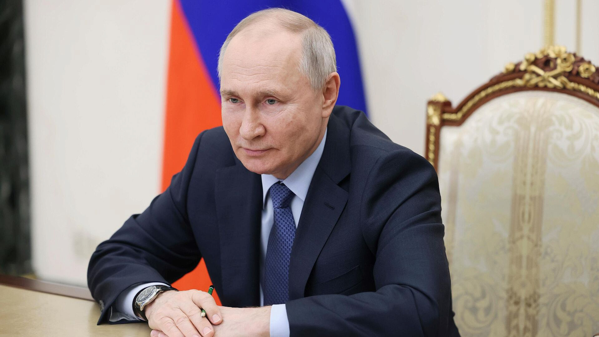 Путин встречает приехавших на парад Победы иностранных лидеров