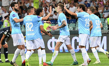 Футболисты "Сочи" сыграли вничью с "Тюменью"