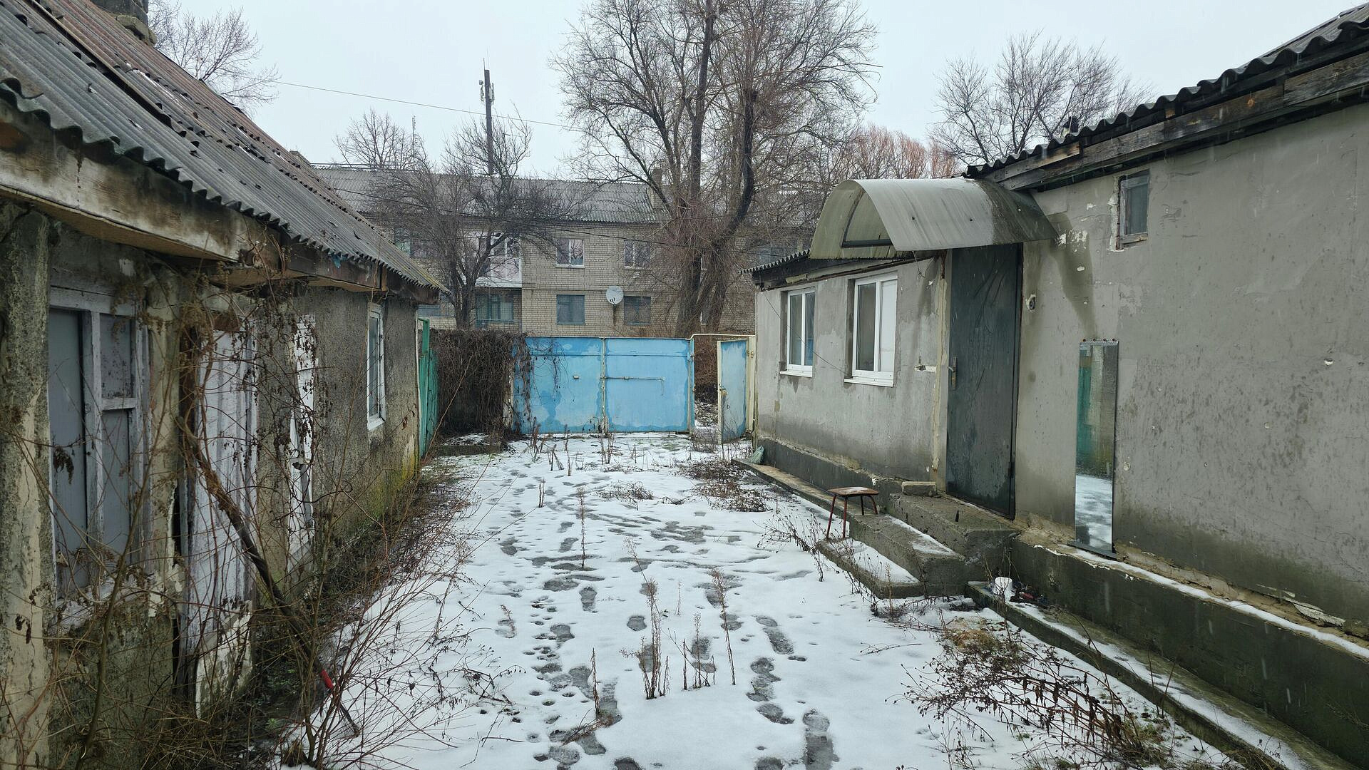 Дом, принадлежащий пособнику исполнителя покушения на Алексеева, пустует