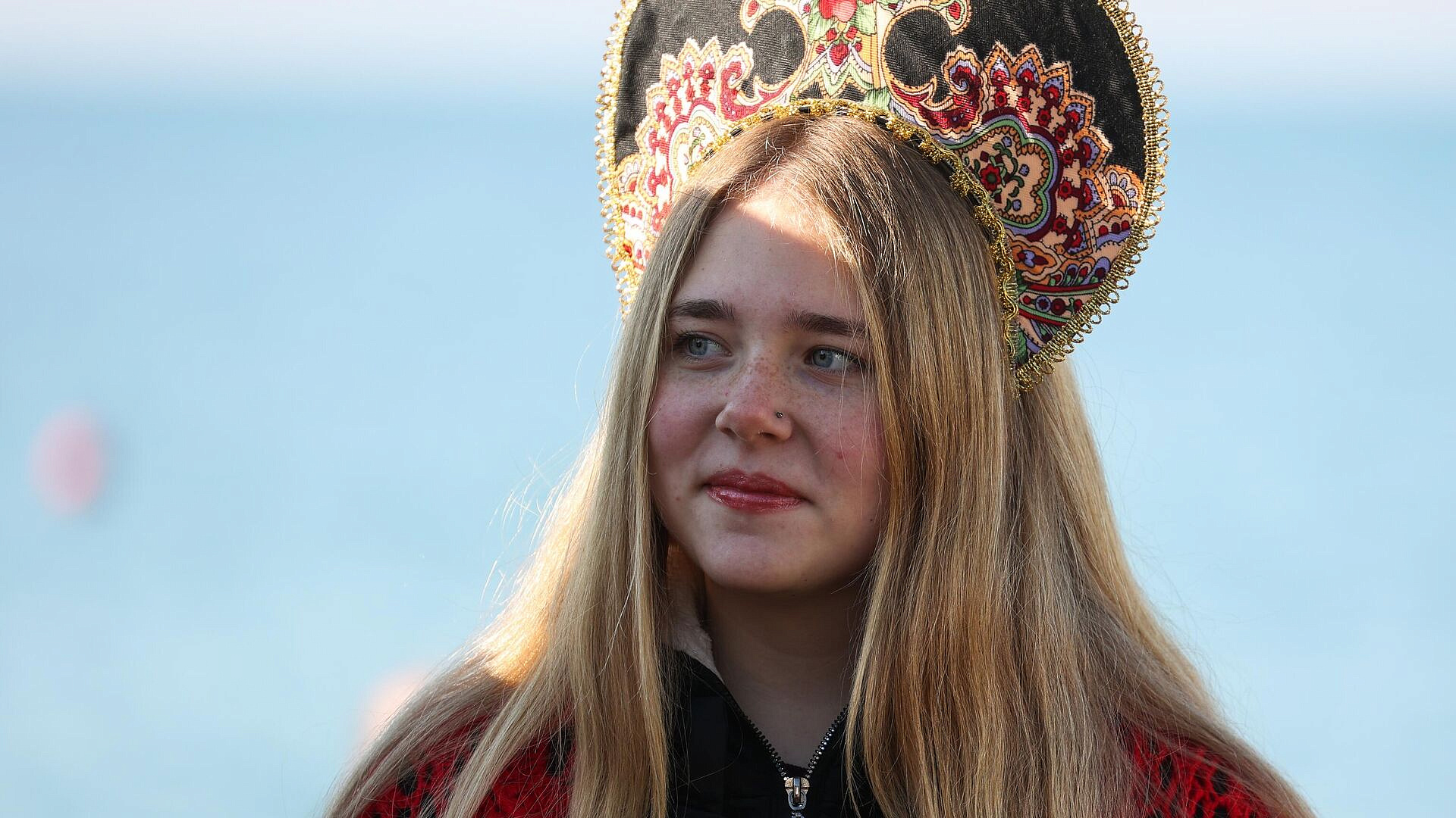 Россияне скупили кокошники ко Дню России