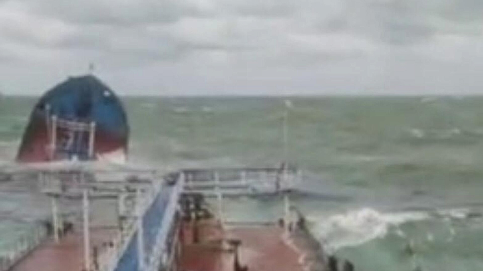 В Черном море завершают подготовительную работу по уборке мазута