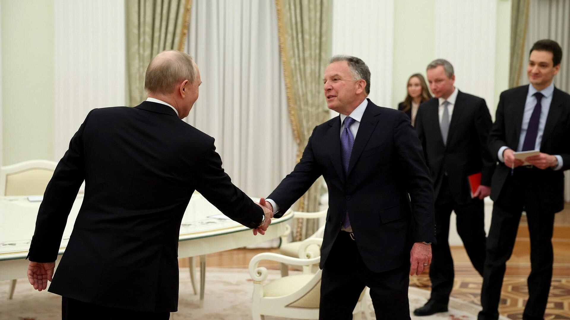 ������ ���������������� ������������ ����������� ������ � �������� � ������