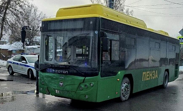 В Пензе три пассажирки автобуса пострадали в ДТП