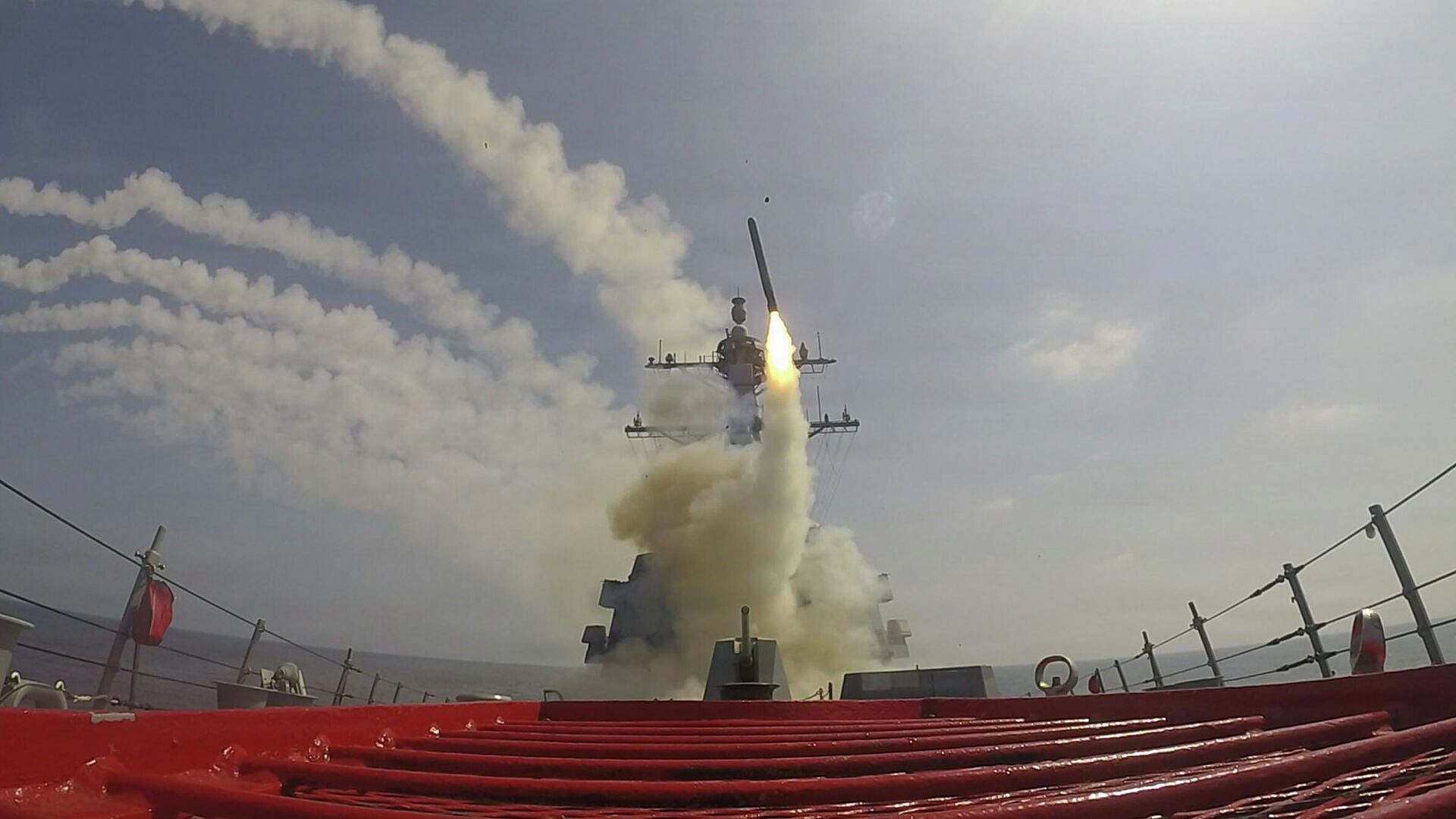 Военные США завершили очередную волну ударов по Ирану - командование