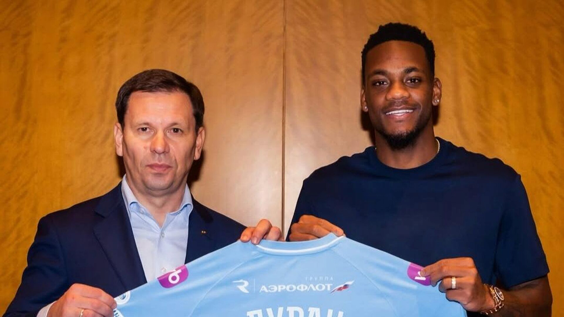 Футболист "Зенита" Дуран советовался с Барриосом перед переходом