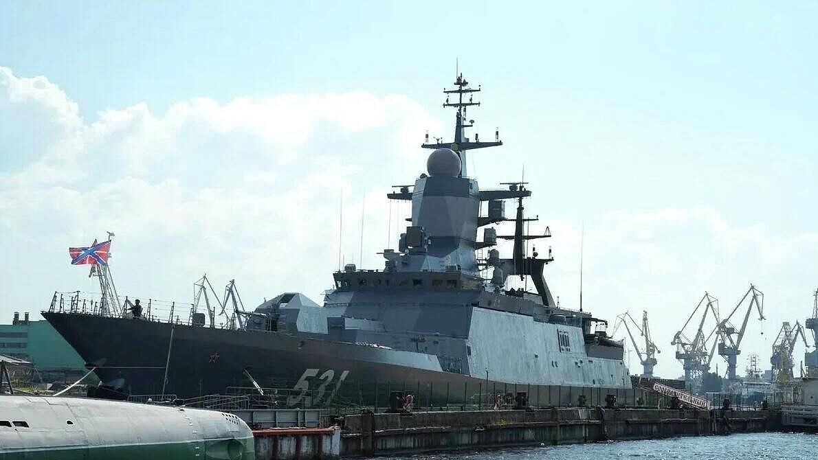 СМИ: часть ВМС Индии приведена в боевую готовность для помощи своим судам