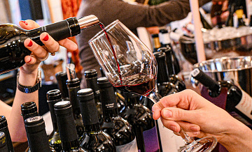 Эксперт назвала перспективные страны для экспорта российского вина