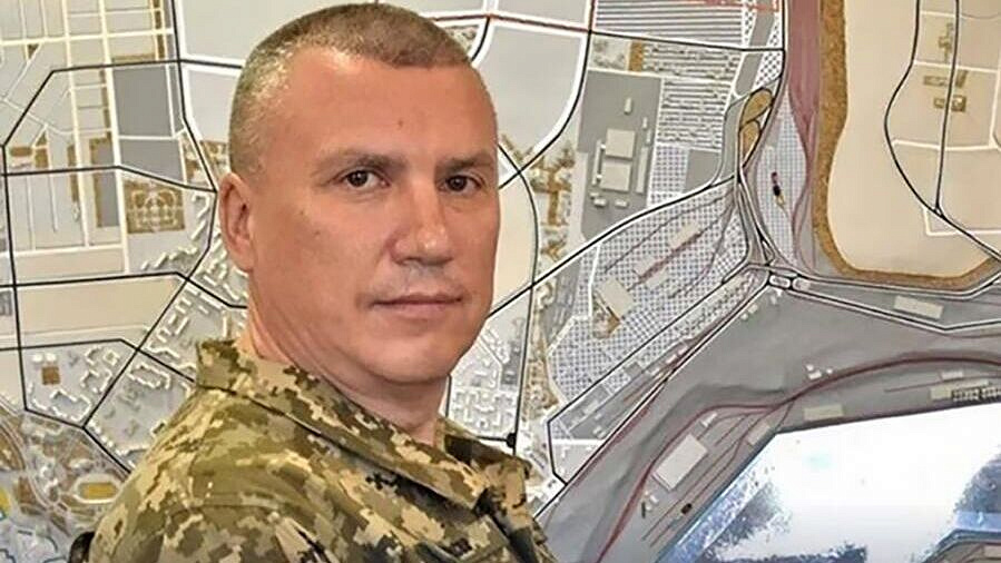 Силовики сообщили, что экс-военком Одесской области тратит краденые деньги