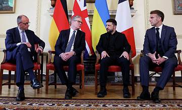 Макрон заявил о "картах на руках" по Украине