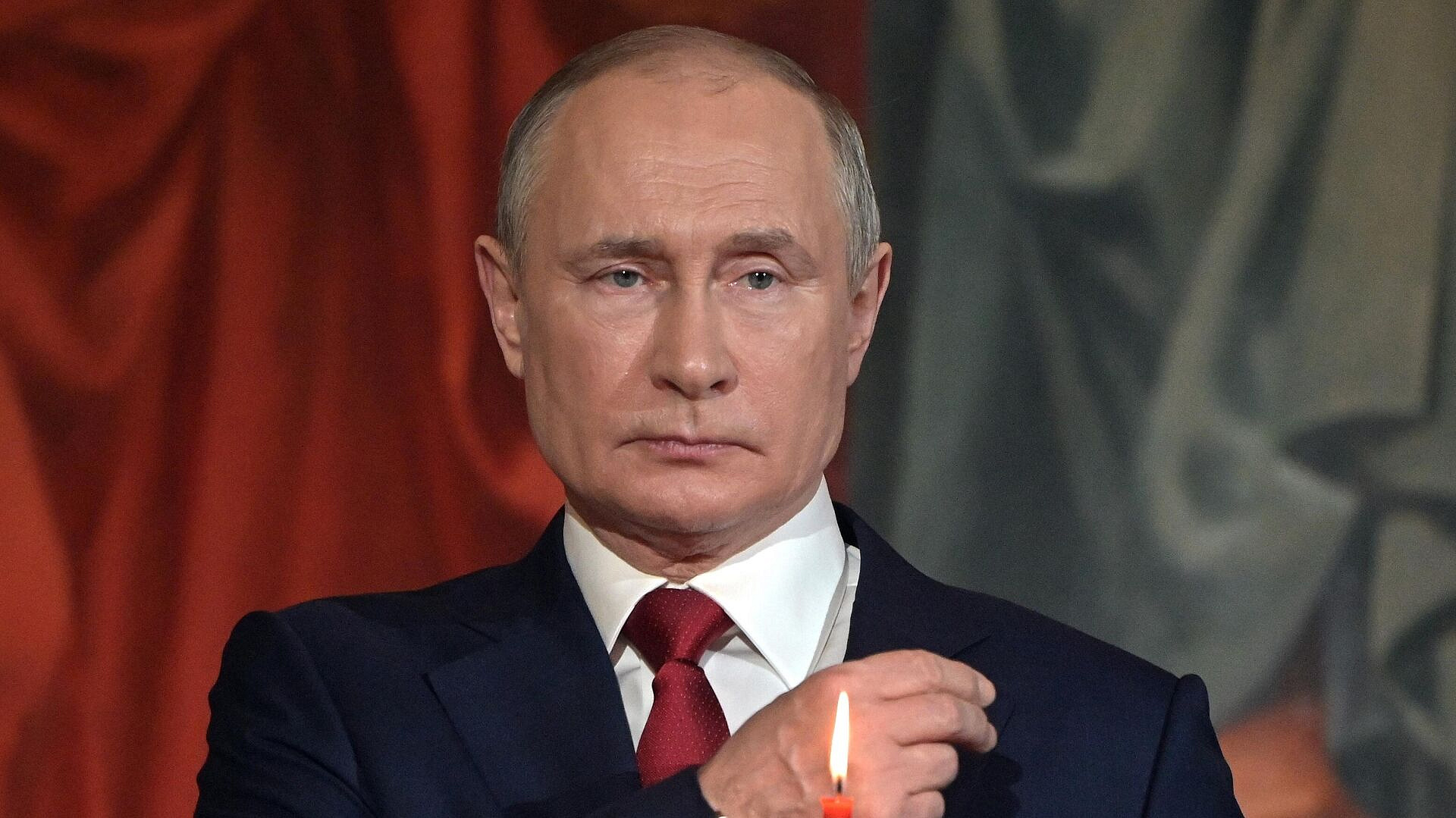 Путин прибыл на пасхальное богослужение в храм Христа Спасителя