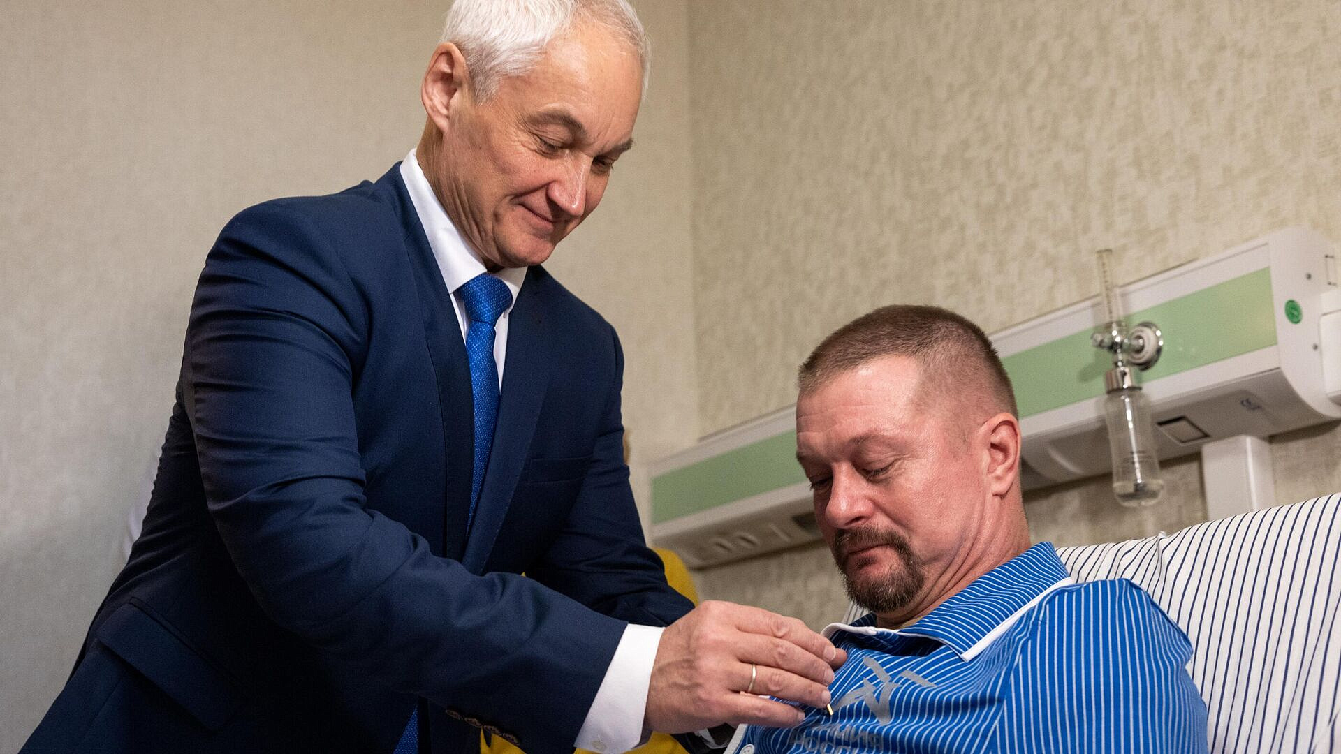 Герой России рассказал, как выжил в зоне СВО