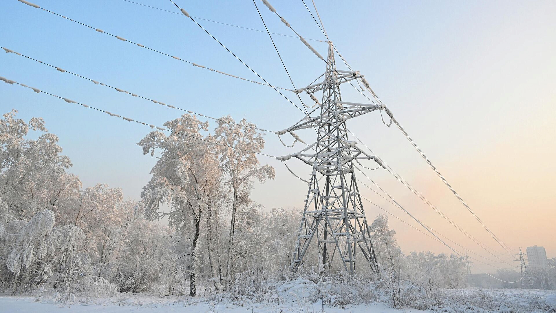 В трех украинских областях частично пропал свет