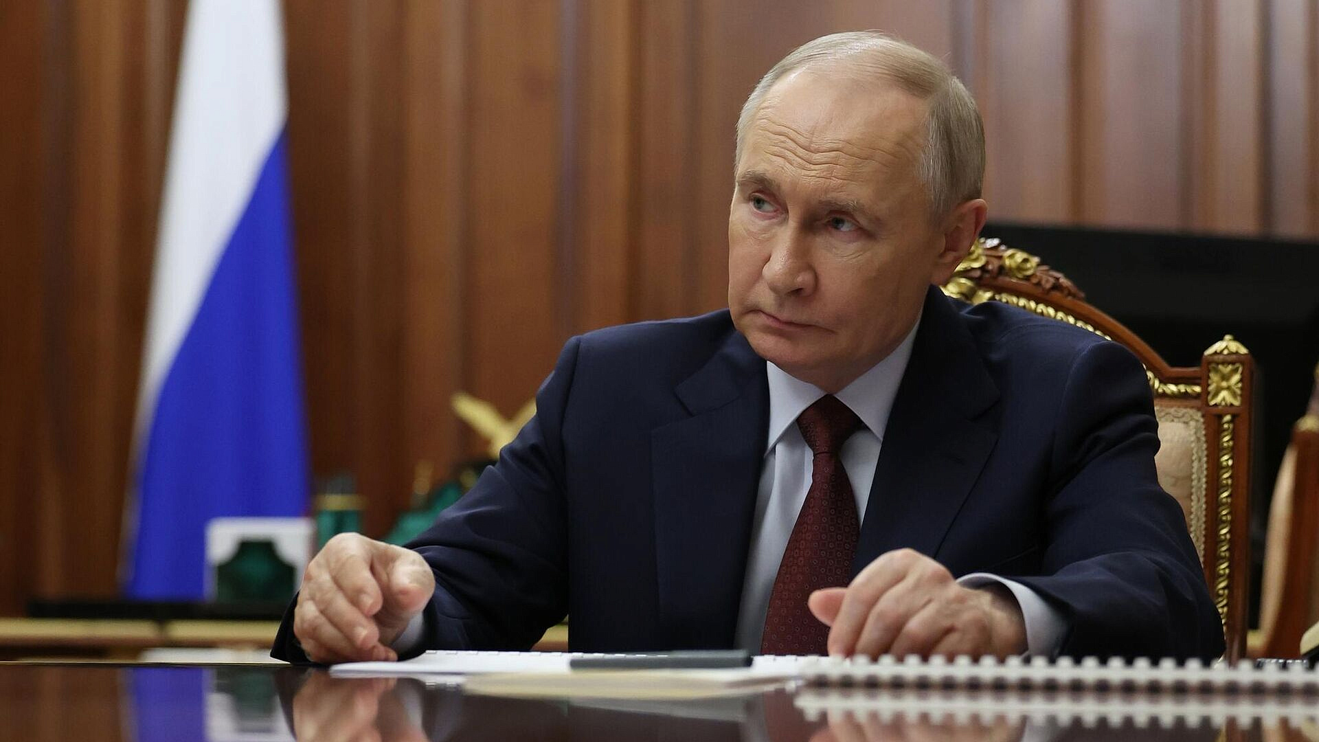 Путин проведет совещание по обновлению общественного транспорта в регионах