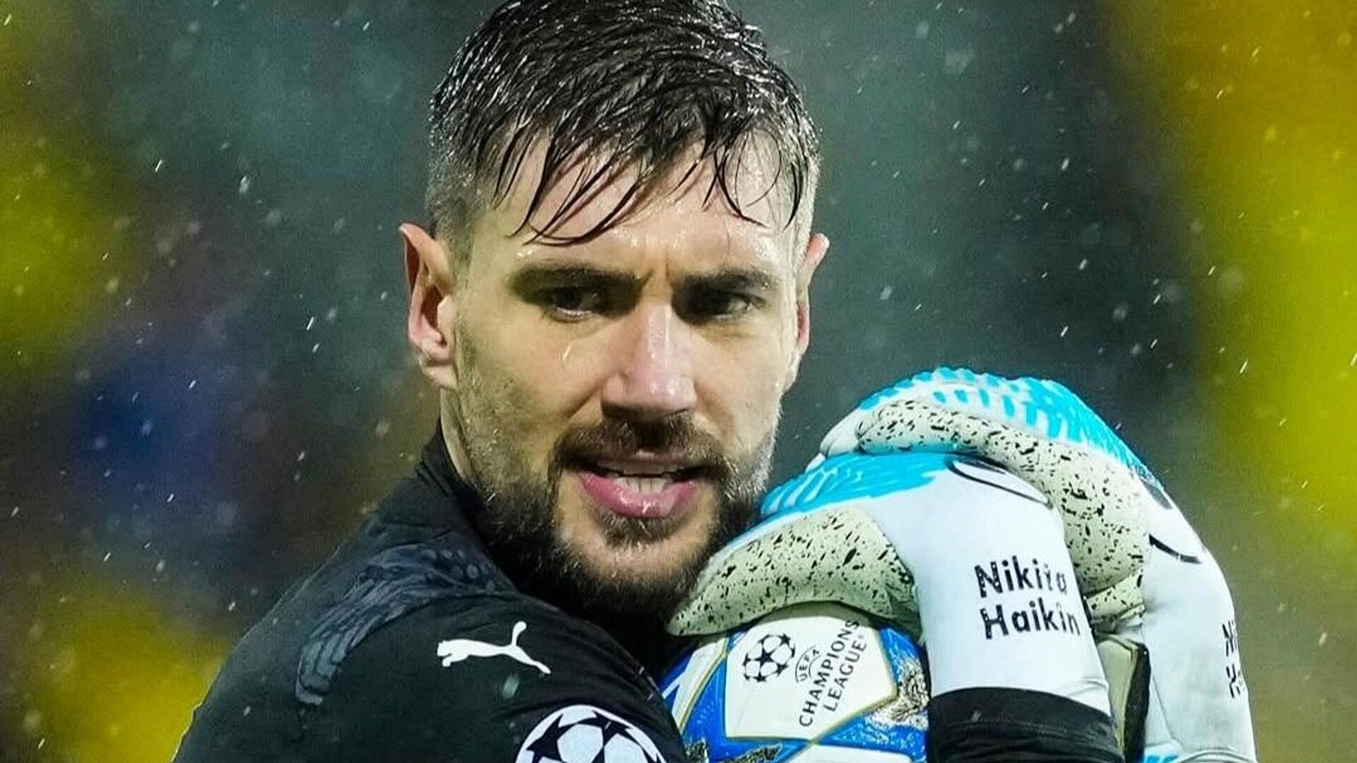 Хайкин пропустил пять мячей после получения норвежского гражданства