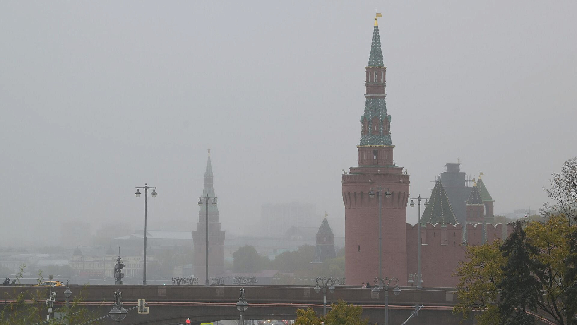 МЧС предупредило о тумане в Москве