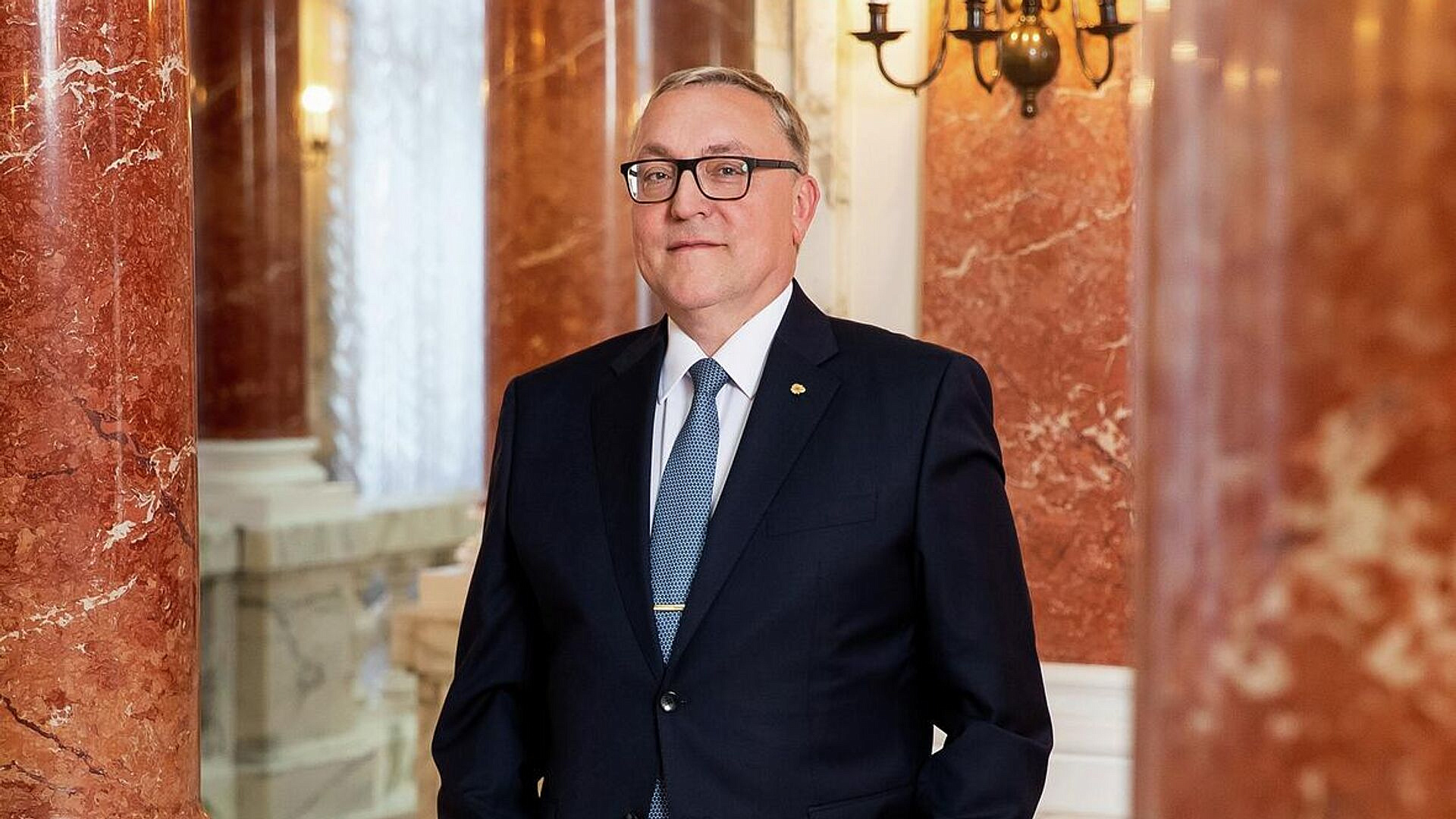 Вена ввела жесткую визовую блокаду, заявил посол России в Австрии