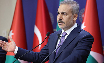 Турция наблюдает военную активность вокруг Ирана, заявил Фидан