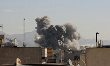 США и Израиль атаковали более двух тысяч целей в Иране, утверждает NYT