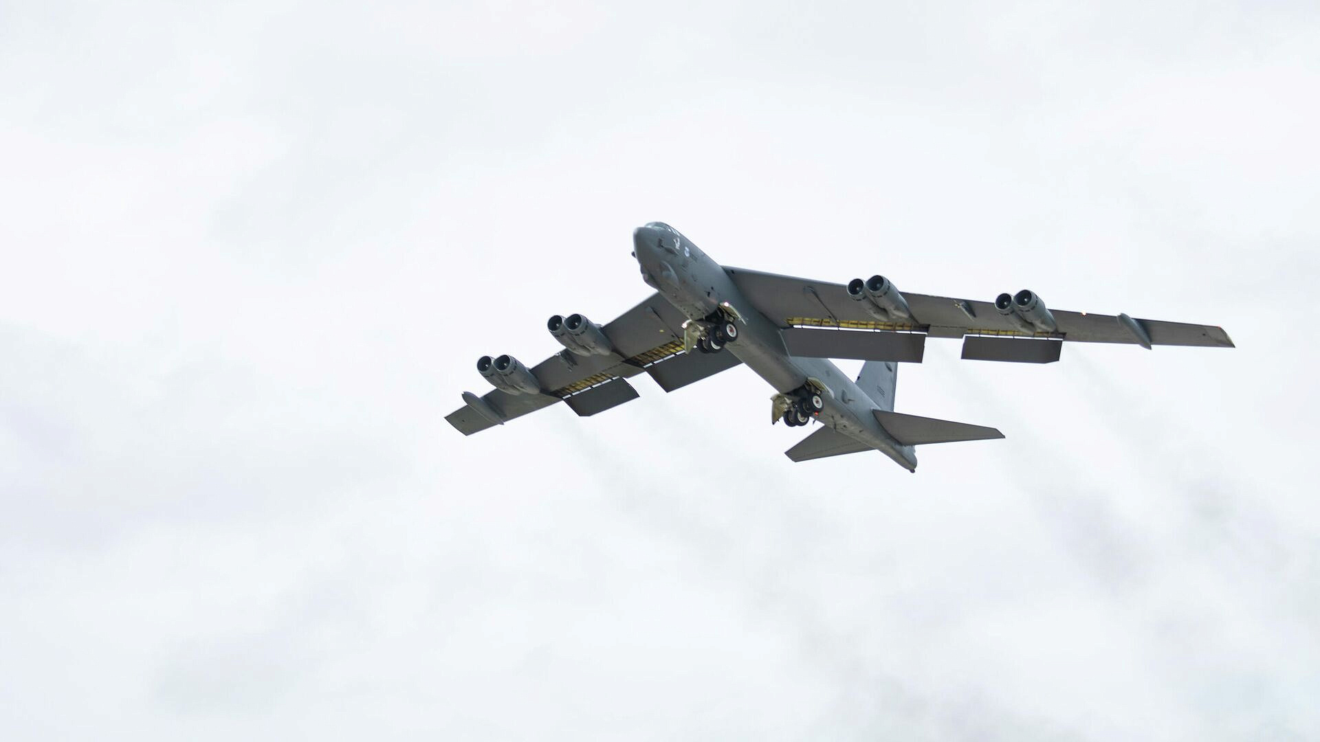 ВВС США планируют модернизировать парк бомбардировщиков B-52 к 2038 году