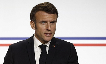 Макрон призвал остановить наступление армии Сирии против курдов