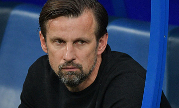 Семак назвал борьбу за золото в РПЛ самым важным для "Зенита"