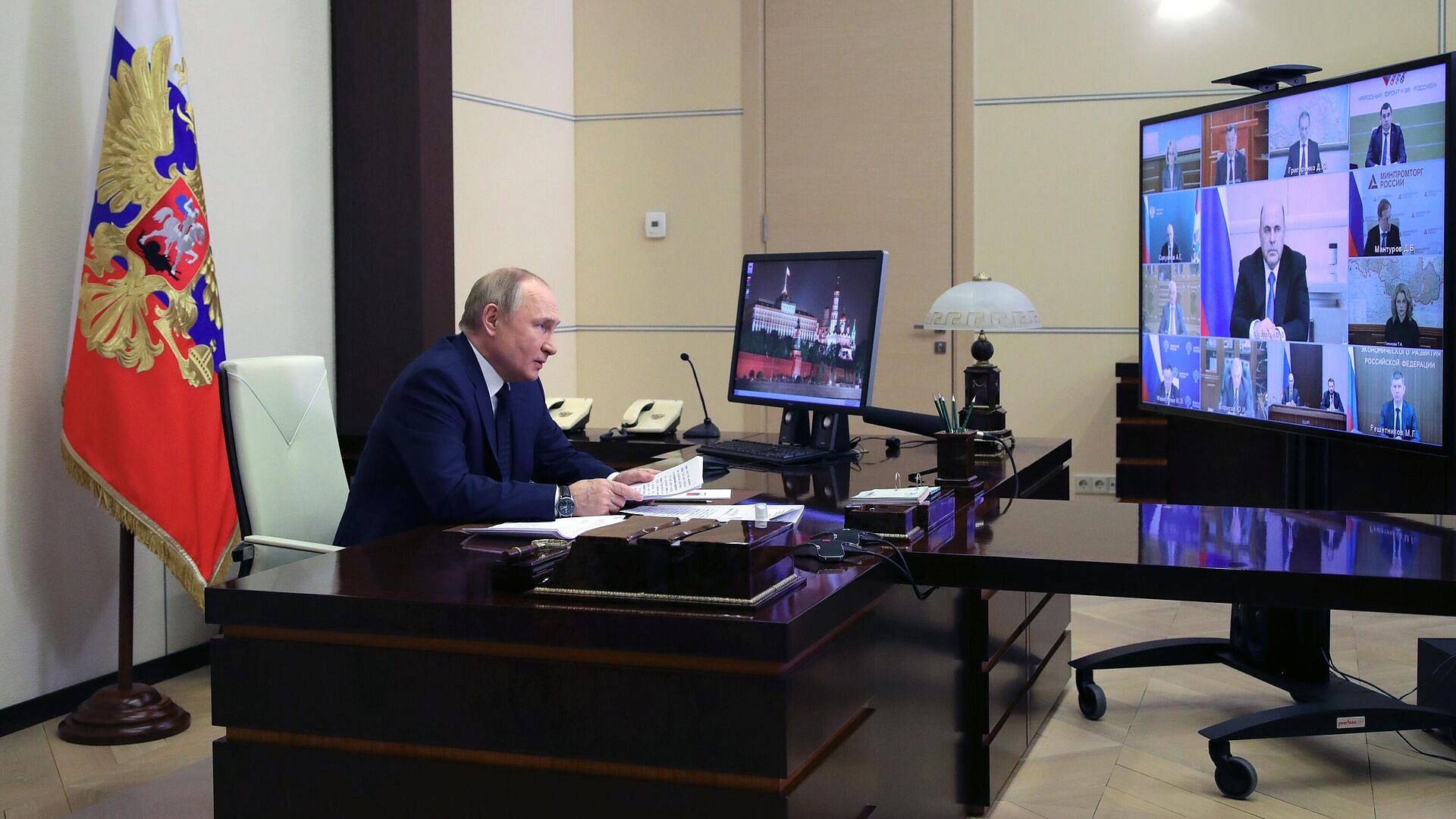 ����� �� ��������� � �������������� ������� ��������������� � ������