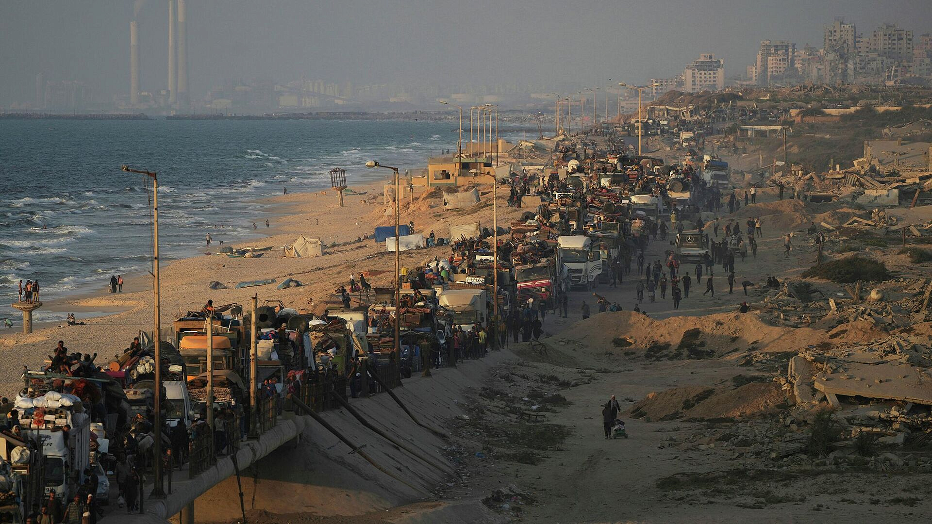 Российские дипломаты оказали содействие гражданам для выезда из Газы