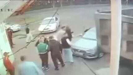 Водителя, наехавшего на людей в Новосибирске, задержали в Казахстане