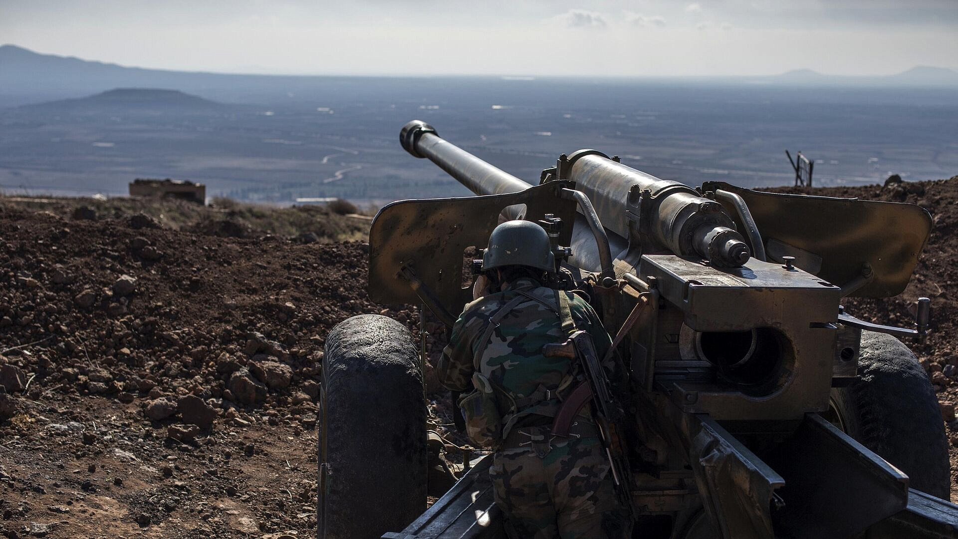 В Кремле заявили, что внимательно наблюдают за ситуацией в Сирии