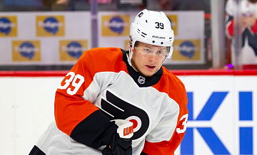 Две передачи Мичкова помогли "Филадельфии" обыграть "Ванкувер" в матче НХЛ