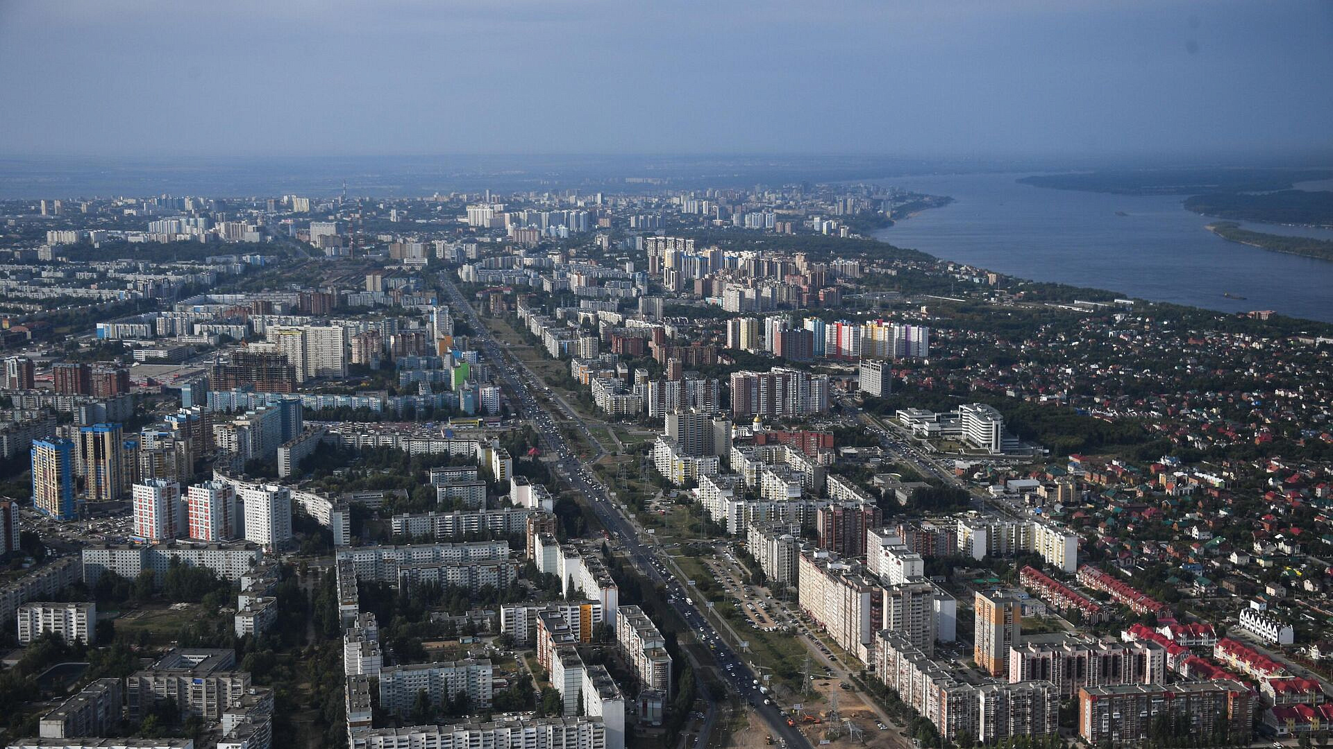 В Самаре восстановили движение транспорта после ракетной опасности