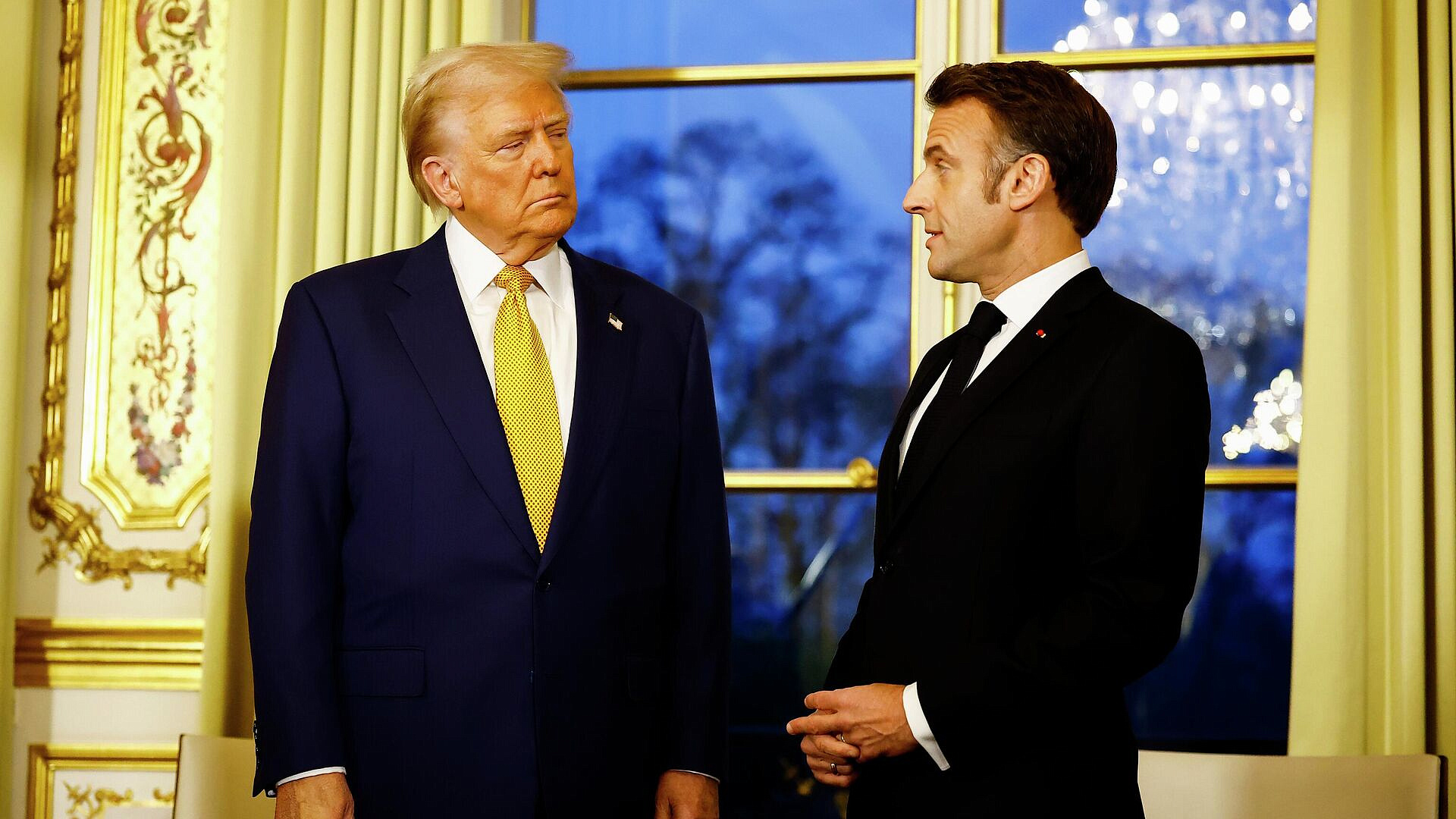 Макрон пригласил Трампа на ужин после саммита G7, пишут СМИ