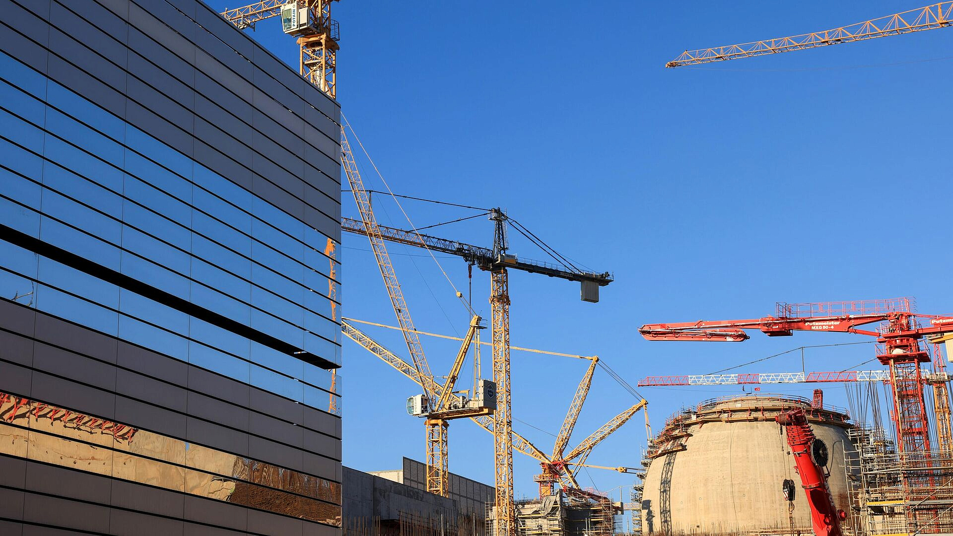 "Росатом" планирует сдать первый энергоблок АЭС "Аккую" в 2026 году