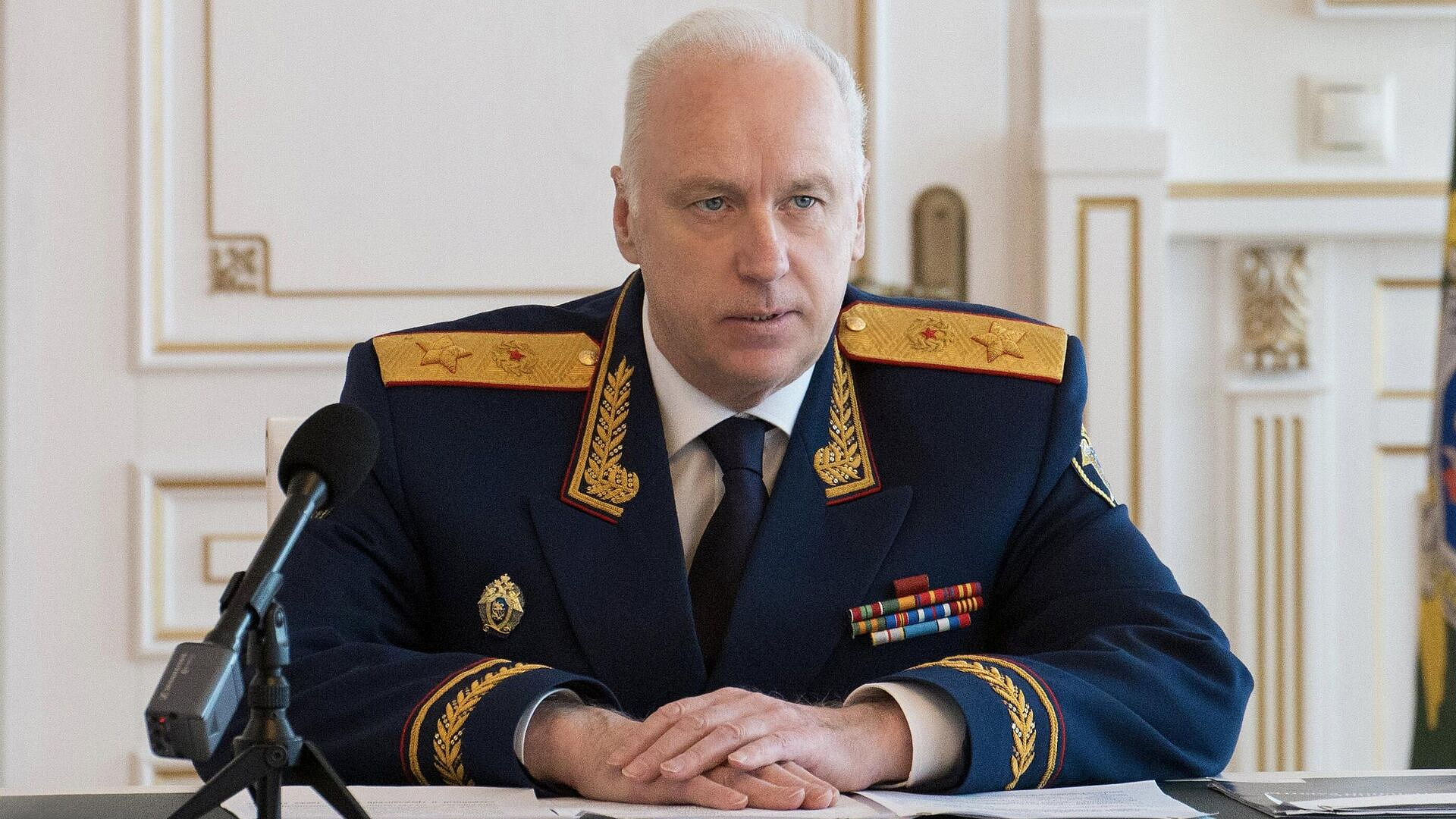 Бастрыкин провел личный прием сирот из Кемеровской области