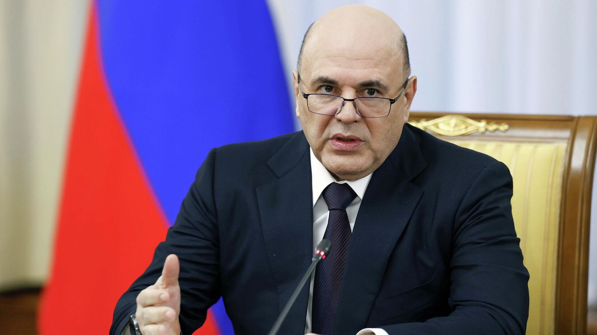 Россия ставит повышение качества медицины в приоритет, заявил Мишустин
