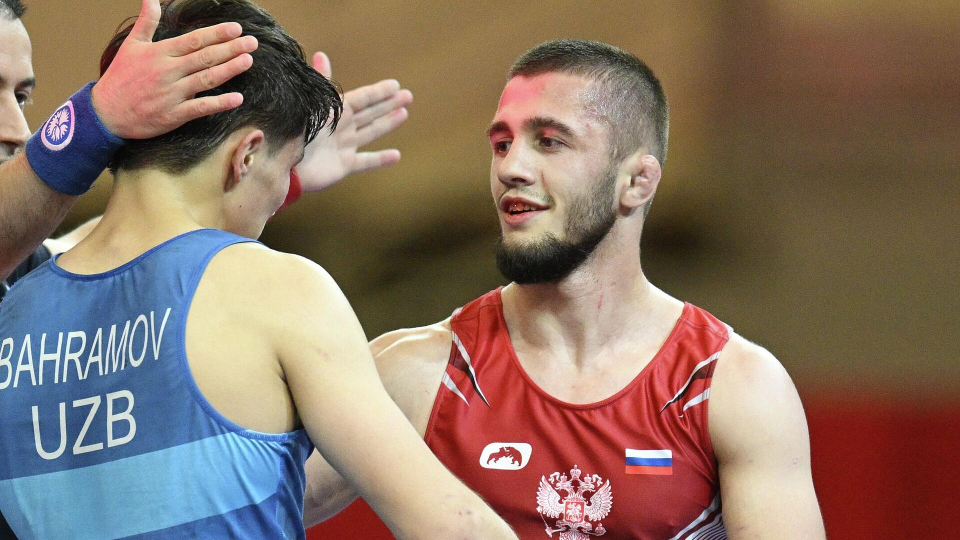 Россиянин Сефершаев победил на чемпионате Европы по греко-римской борьбе